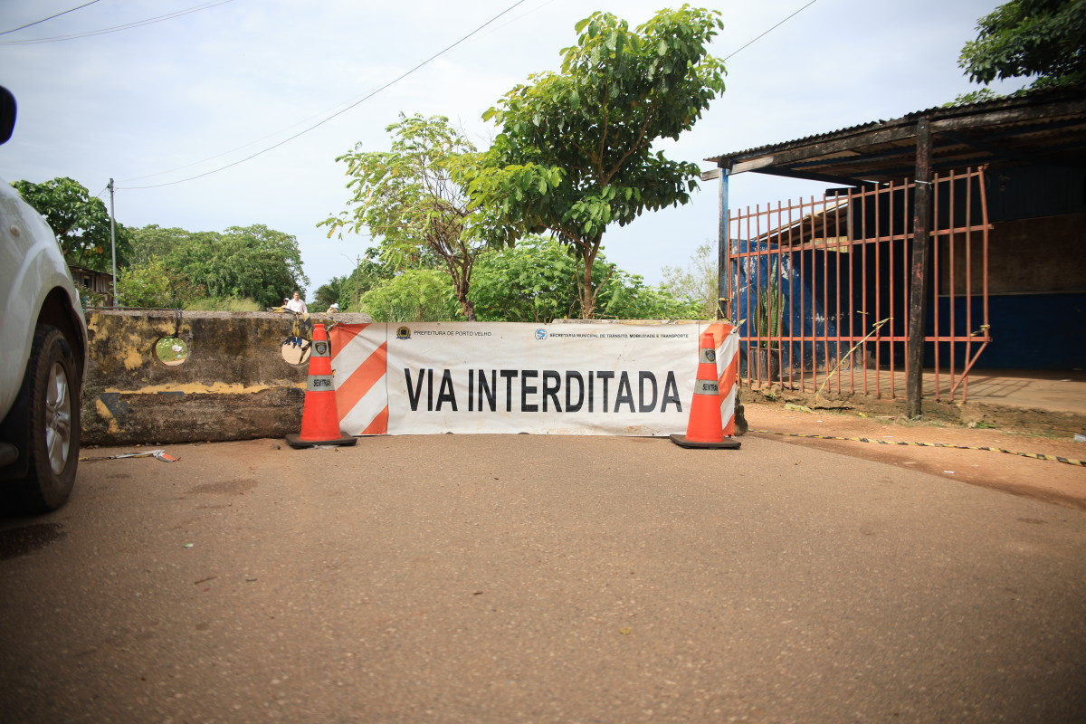 Prefeitura executa intervenção na Avenida Farquar após pontos de instabilidade