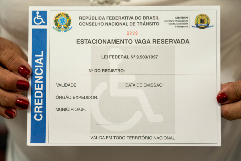 Credencial é emitida na Semtran, de forma simples e rápida