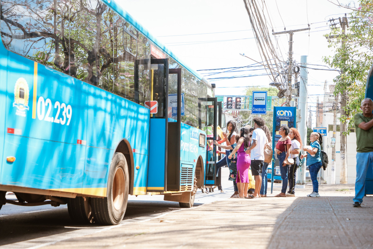 Ônibus contarão com passagem gratuita e sairão em horários específicos