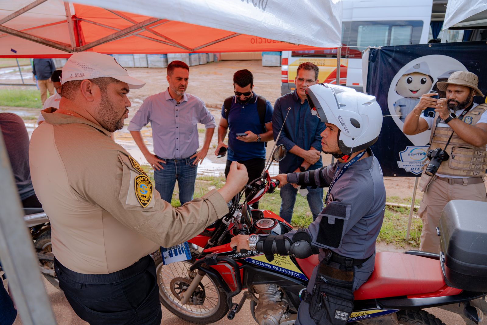 Ação teve como objetivo conscientizar os motociclistas sobre a segurança no trânsito e prevenir acidentes