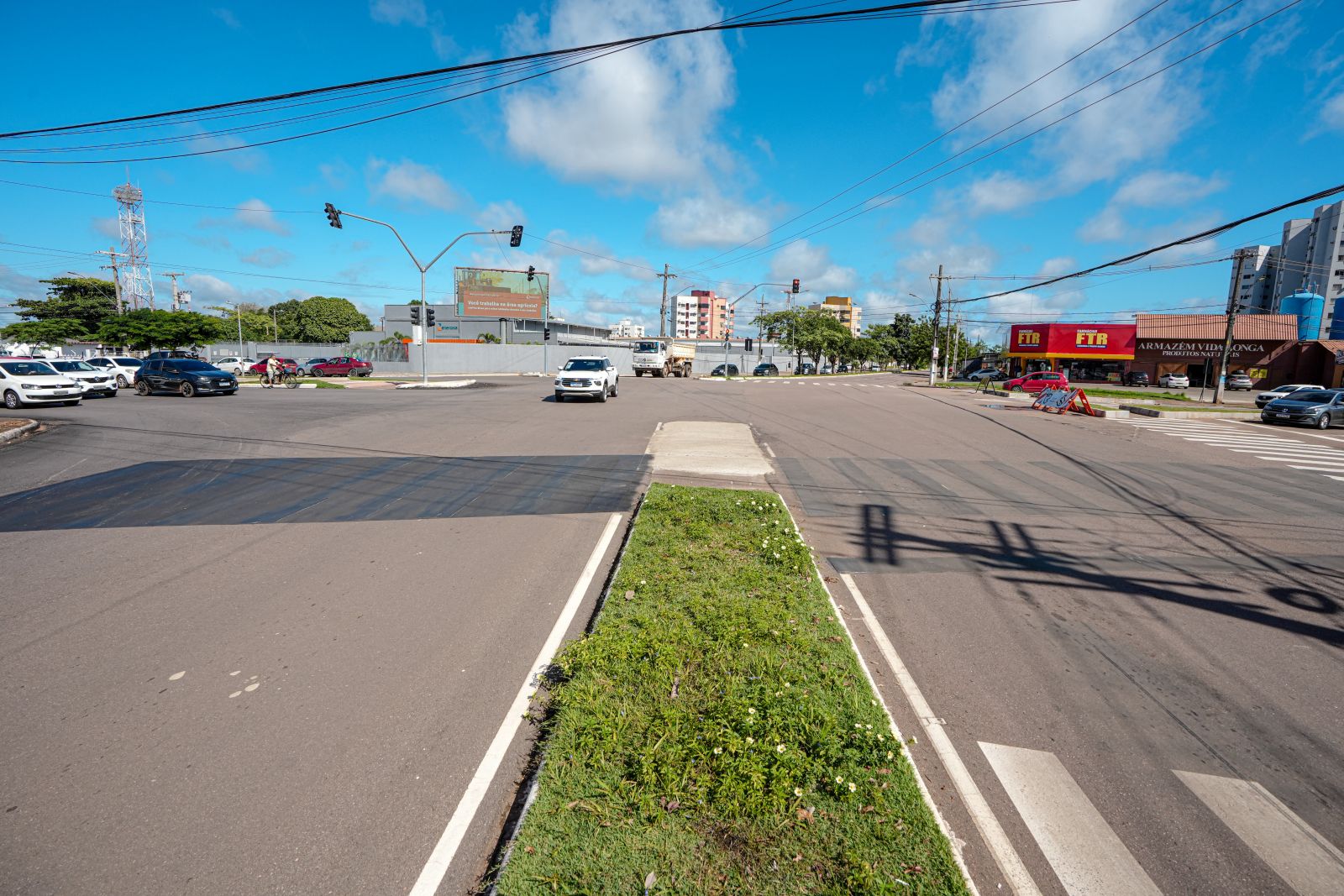 Semtran projeta construir rotatórias na avenida Rio Madeira com Tiradentes