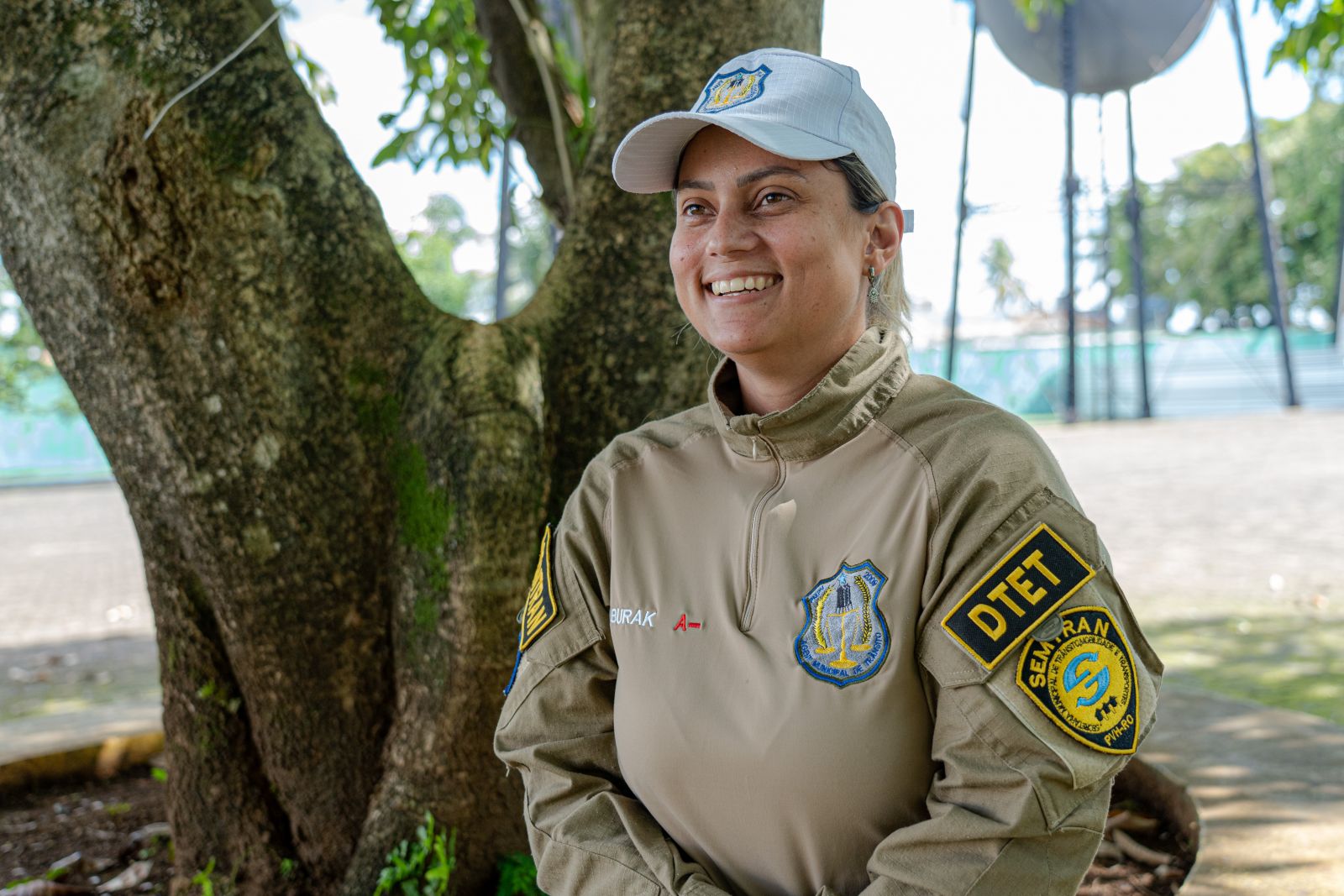 Bruna Burak é agente de trânsito há 11 anos