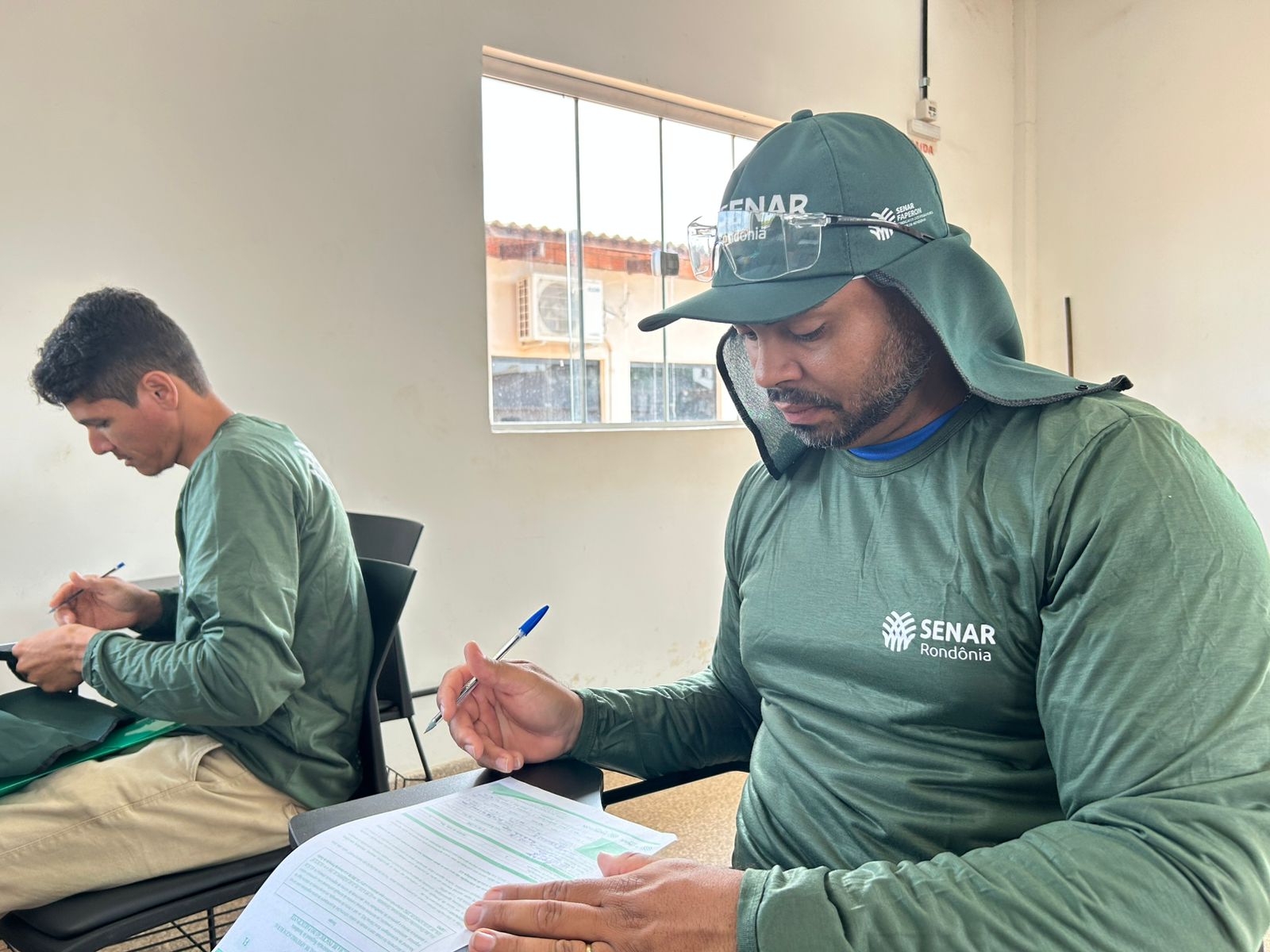  Expedito José agora encara um novo desafio, aprender a conduzir um trator agrícola