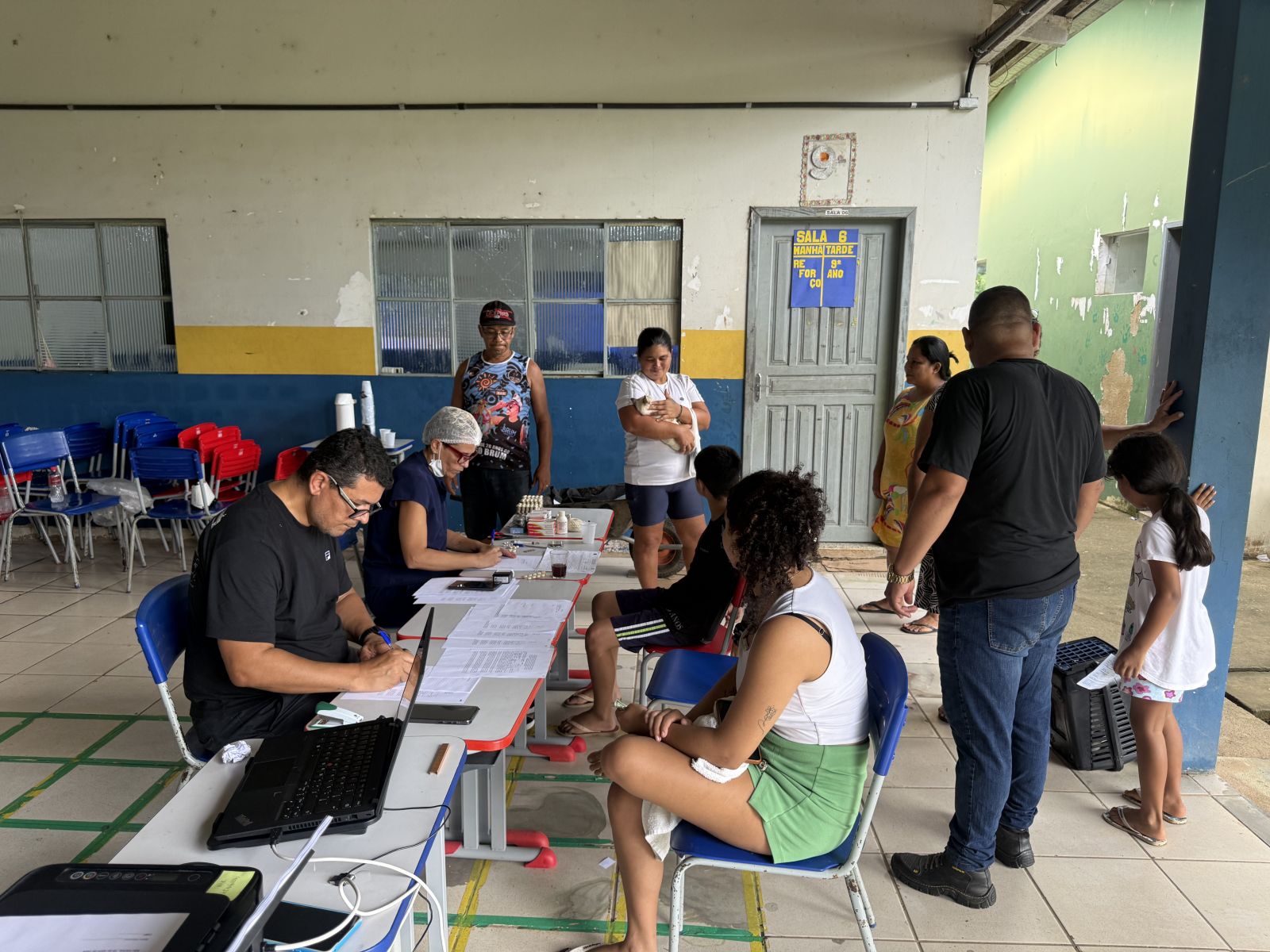 Ação leva saúde e cuidado a cães e gatos ribeirinhos