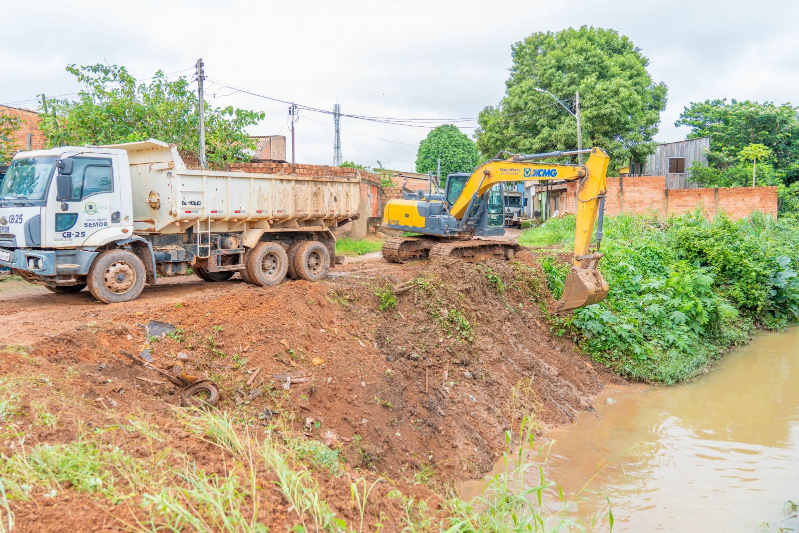 Programa prevê ainda a limpeza mecanizada dos canais do Tancredo, Penal, Pantanal e Tanques e os igarapés Santa Bárbara, Grande e Bate Estacas