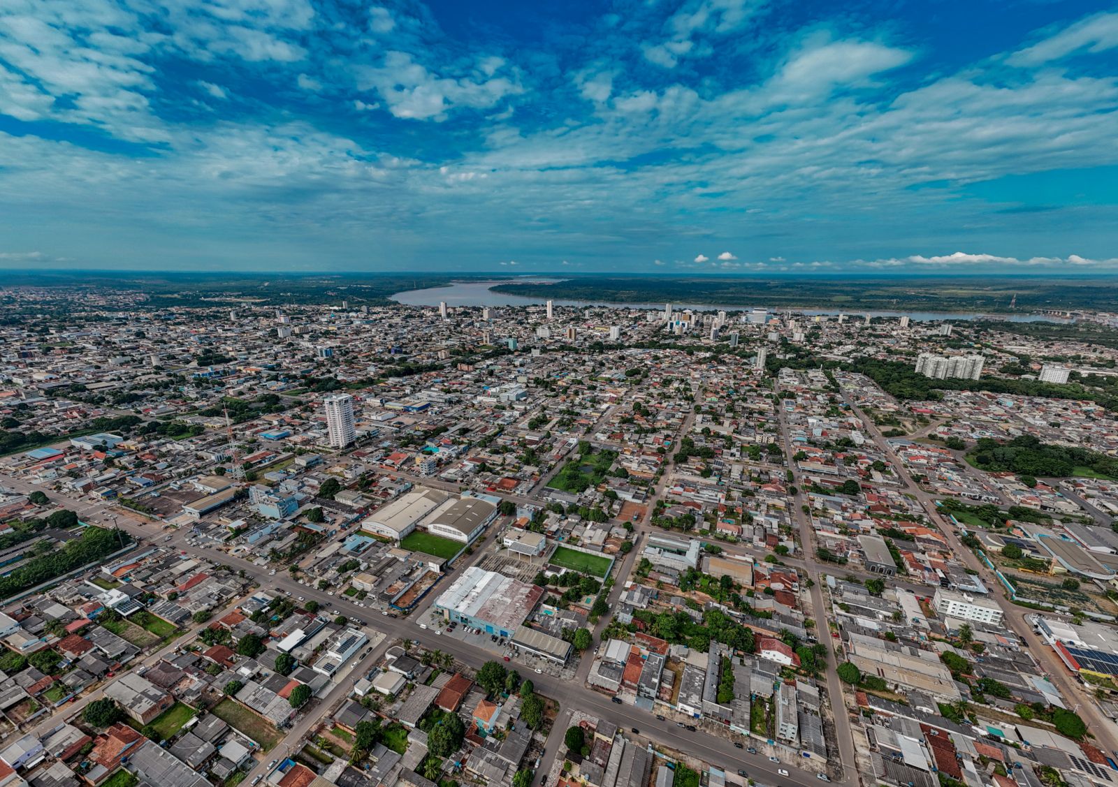 Ingresso no cargo de guarda municipal dar-se-á exclusivamente por meio de concurso público de provas ou de provas e títulos
