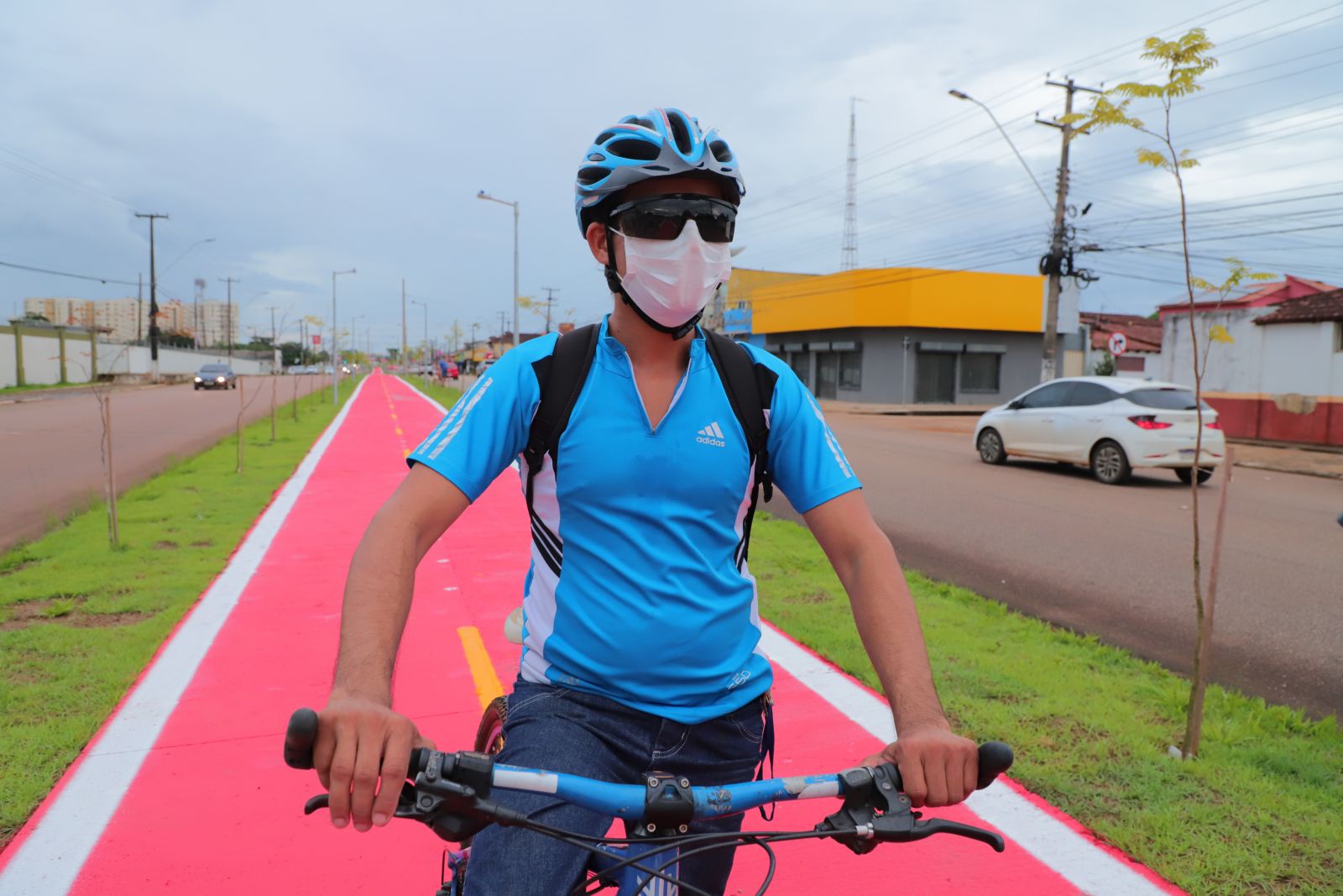 Diego Max usa a bicicleta como meio de transporte e aprovou a instalação