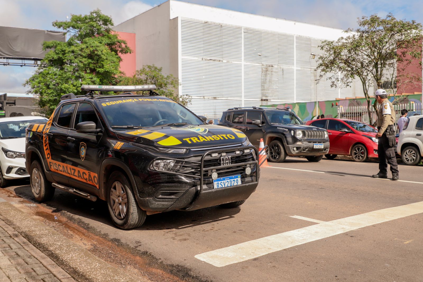 Viaturas auxiliarão nas ações de trânsito da pasta