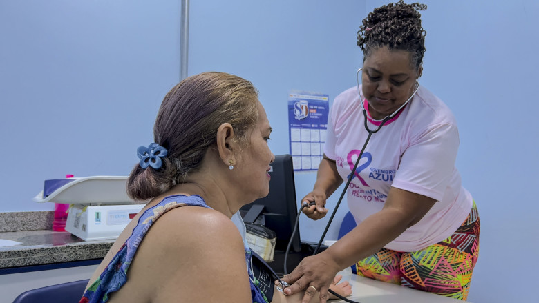 Podem realizar o exame mulheres com idade entre 25 e 64 anos