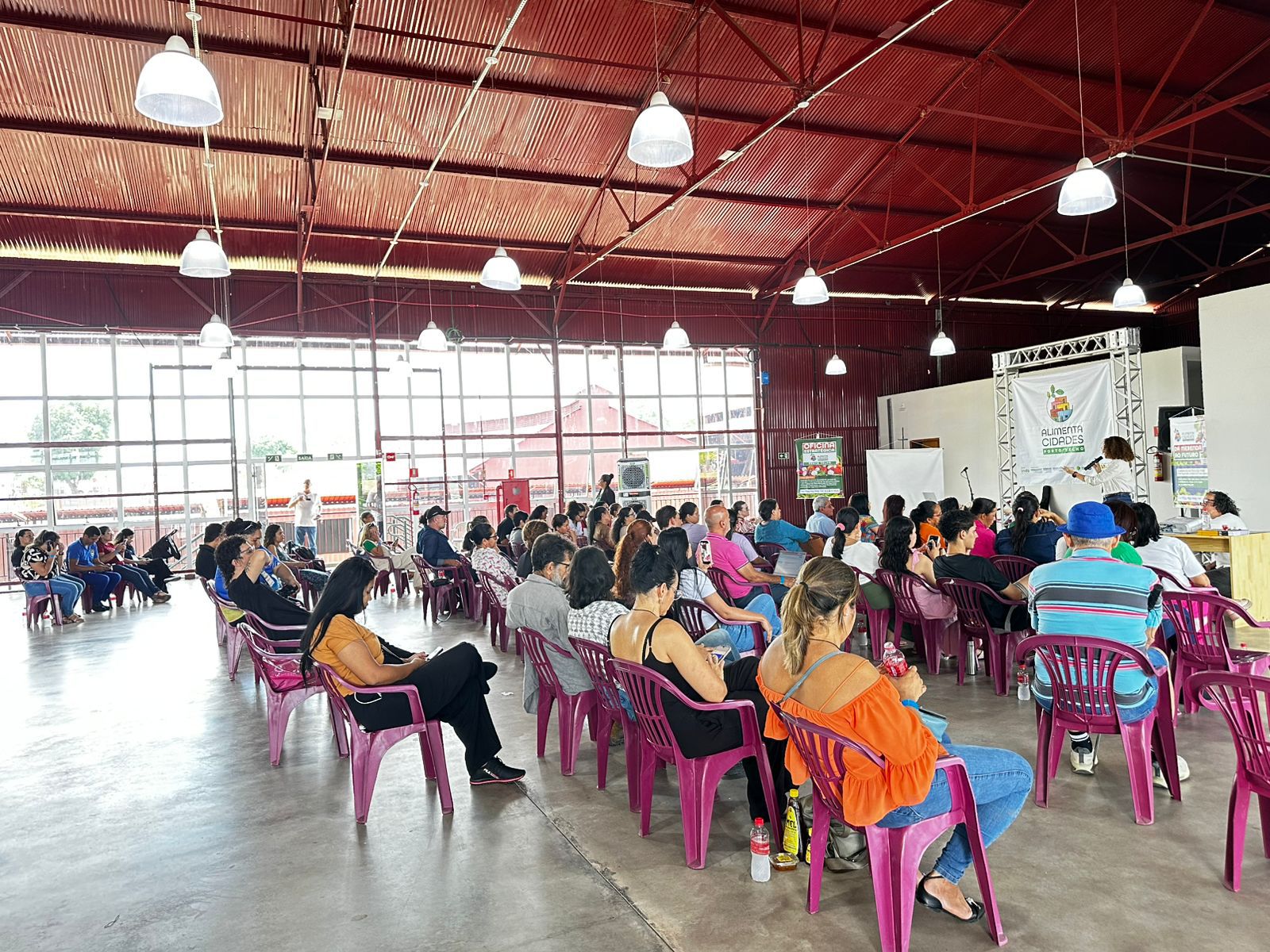 Sistema reúne, em uma mesma área, diversas atividades, garantindo produção sustentável e diversificada