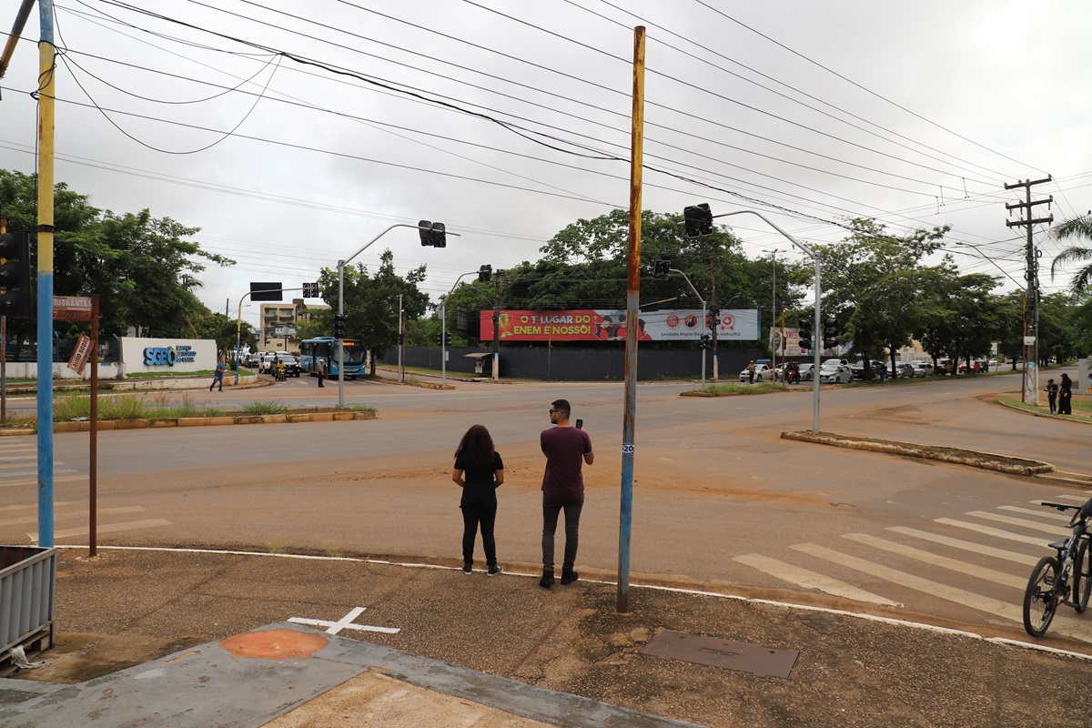 A proposta da alteração nesse cruzamento veio por conta baixa fluidez no local